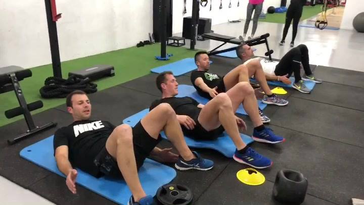 Nuestros chicos han hecho una puesta apunto de abdominales