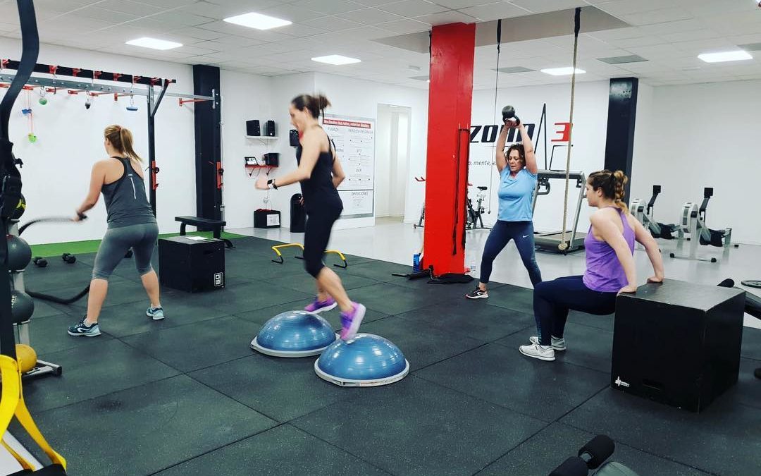 VIERNES DE HIIT entrenamientos grupales de 45 segundos