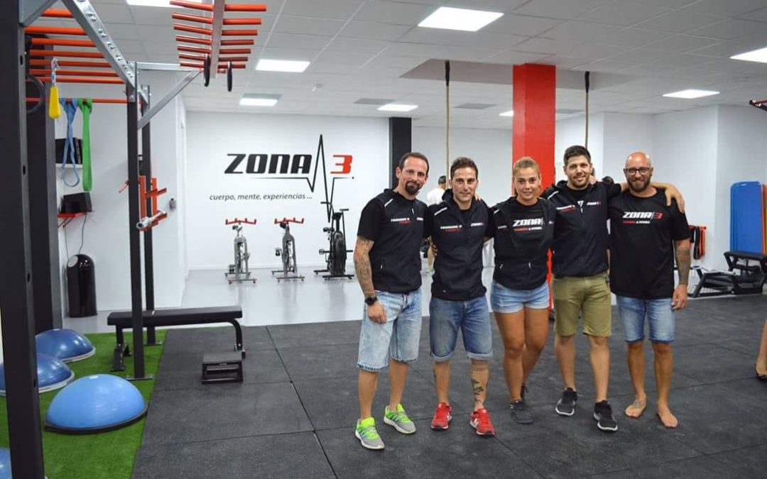 Un grupo de entrenadores personales unidos con un mismo objetivo